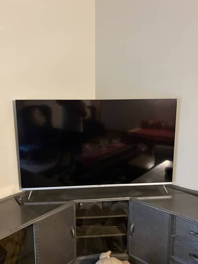 LED 4K TV
