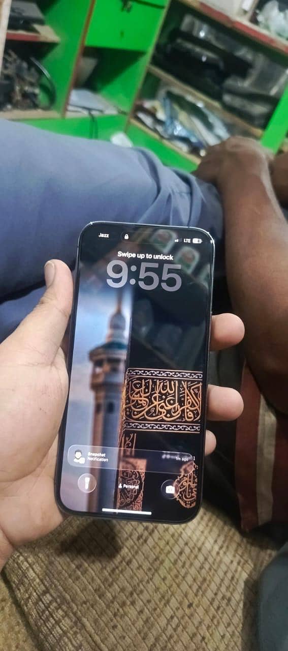 iPhone 14 pro max 5