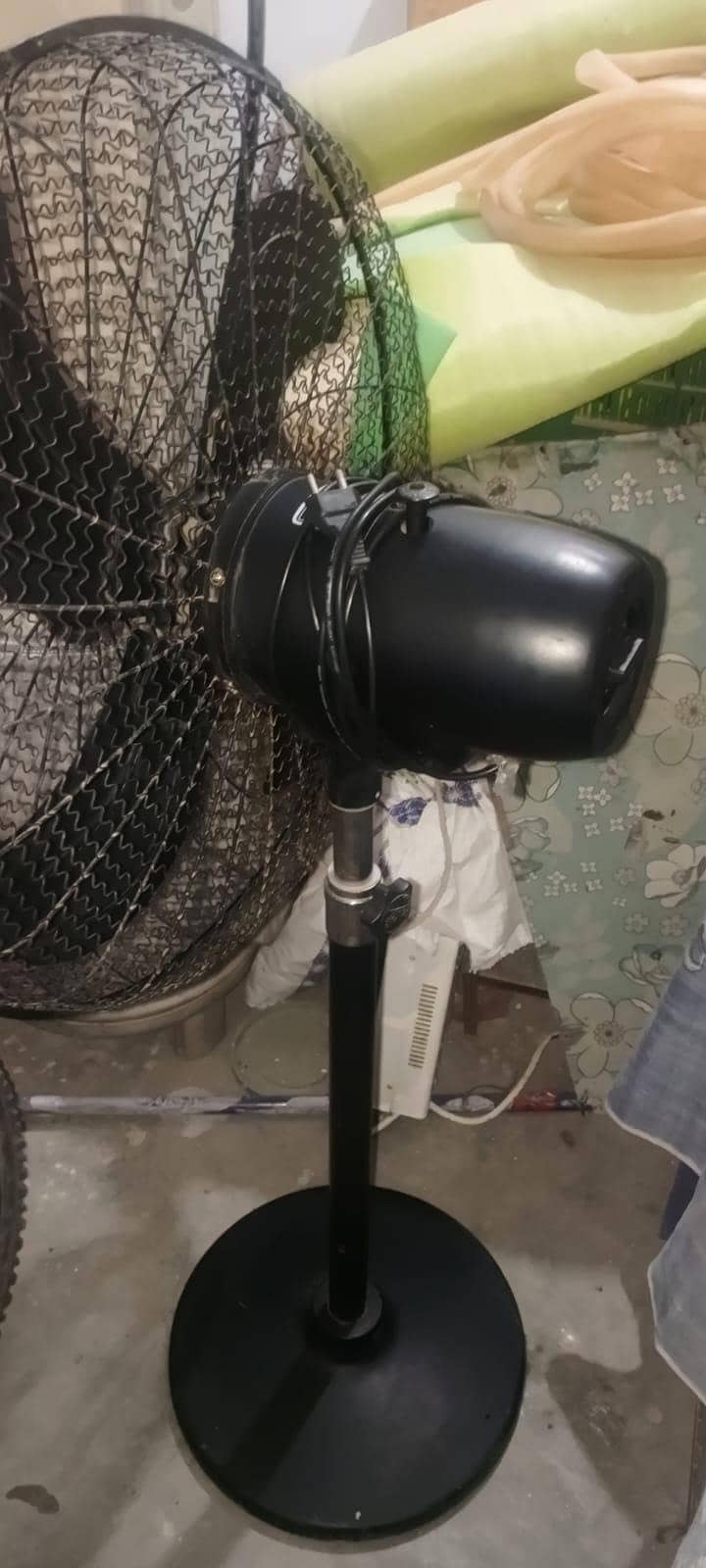 stand fan 3