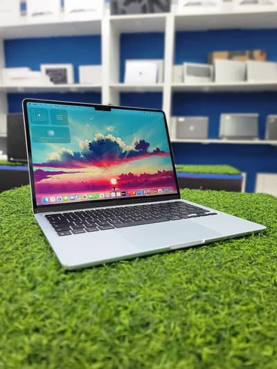 Macbook Air M4 13 inch Sky Blue 16/256 Under Warranty 42 cycles