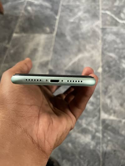Iphone 11 new water pack