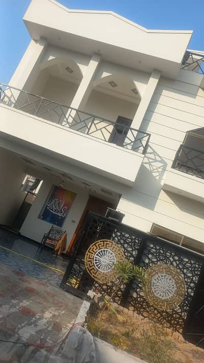 8 Marla Double Story For Sale In Jinnah Garden, 5 Bedroom Near PWD, Best Location