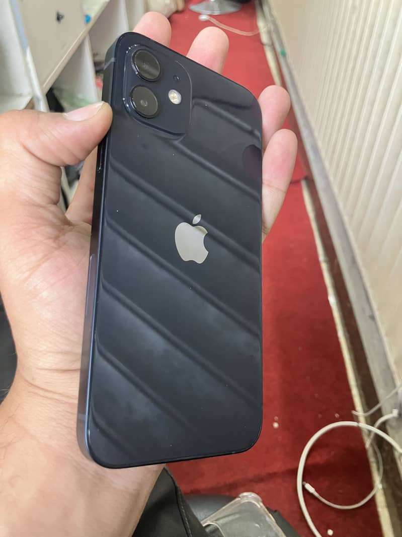 Iphone 12 jv 0