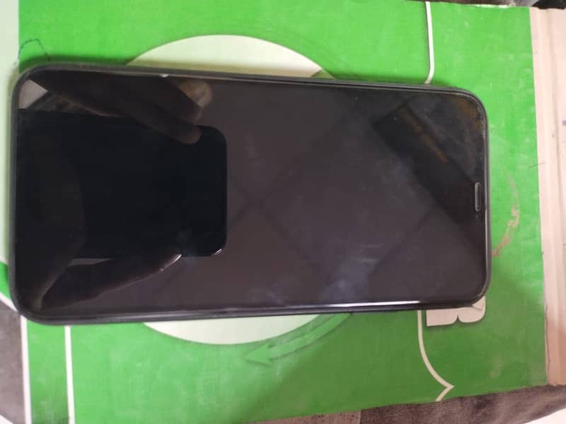 IPhone 11 with box 1