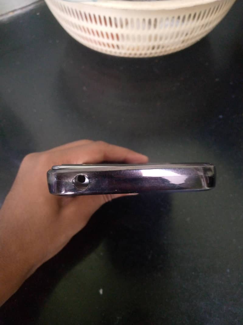 Motorola E4 Plus 3