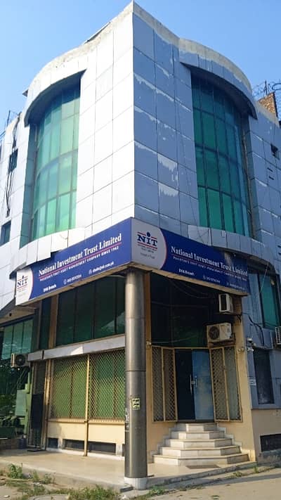 DHA Phase 3 Y Block 4 Marla Corner Plaza