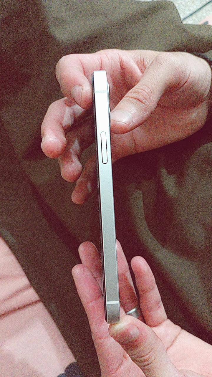 IPHONE 12 1