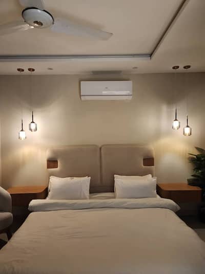 1 Bedroom Luxury Furnished Apartment is Available for Rent in Bahria Town Lahore