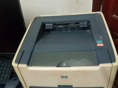 HP laserjet printer - Excellent Condition -fully working