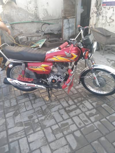 honda (125) model (2021)