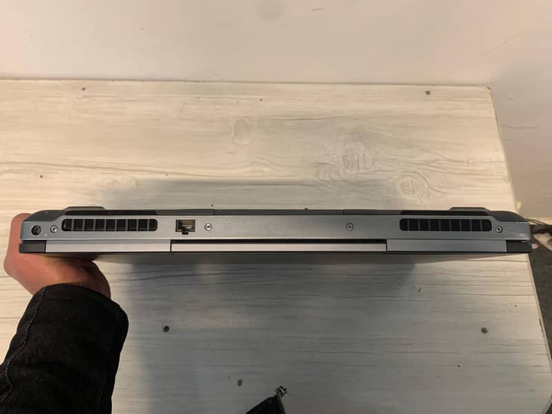 Dell precision 7720 3