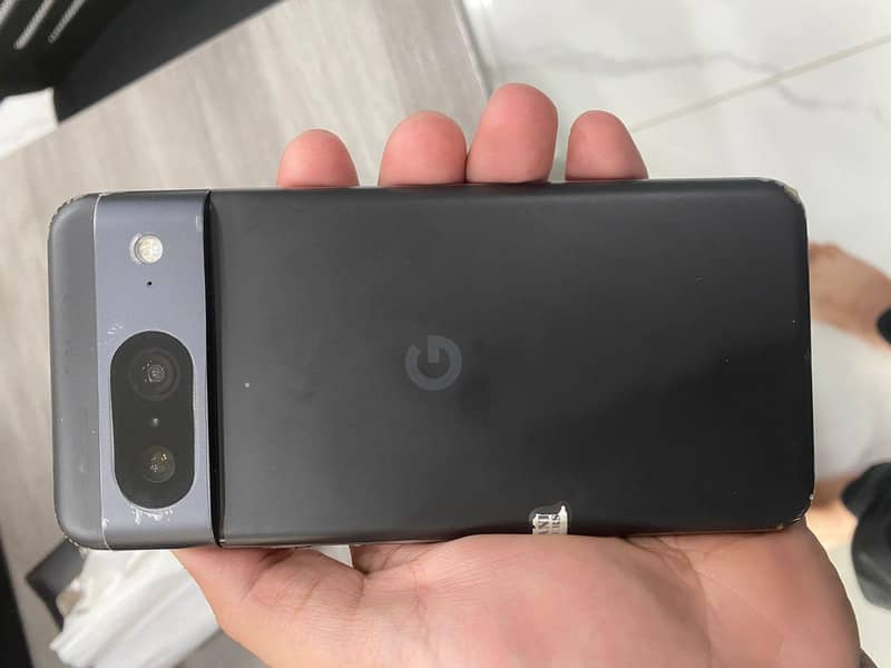 Google pixel 8 4