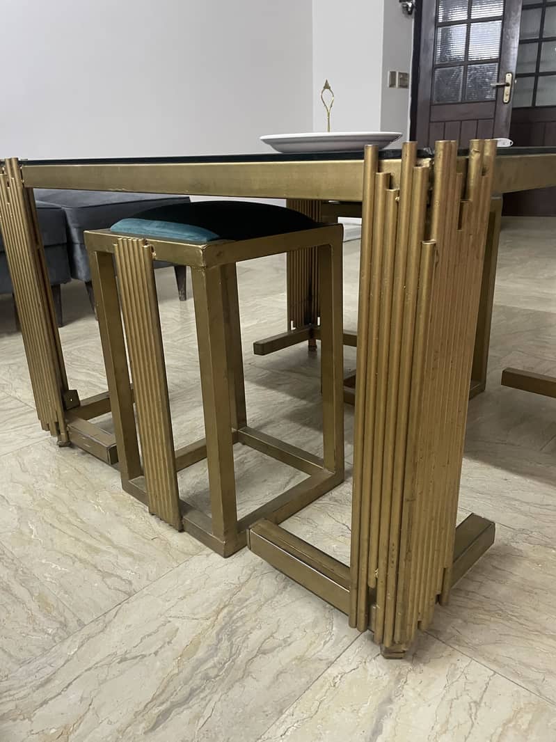 Center table 4
