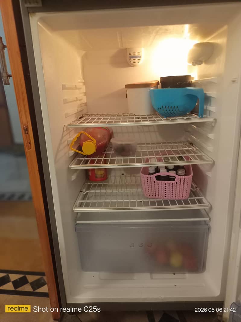 refrigerator 1