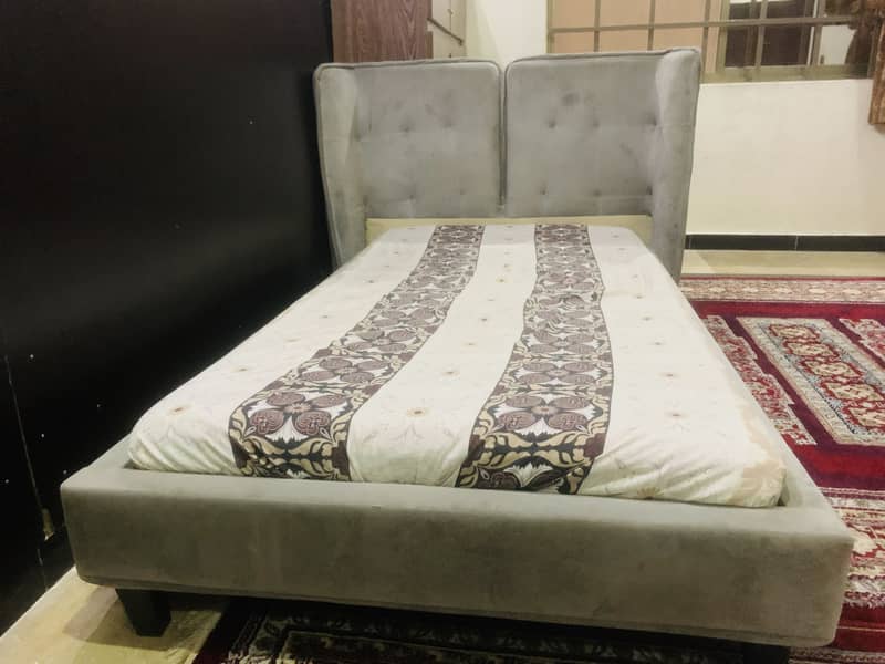 Single bed 2