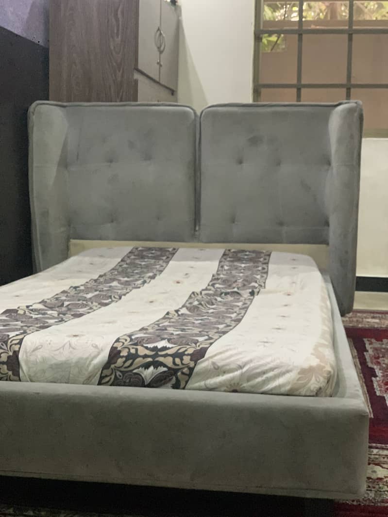 Single bed 3
