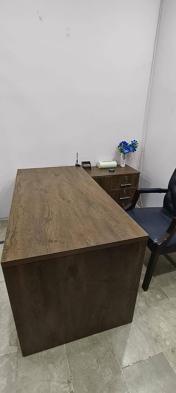 Office Table 3