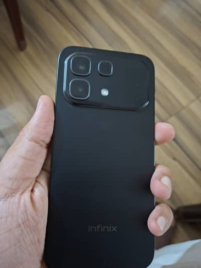 NOTE 60 BLACK JUST BOX OPEN