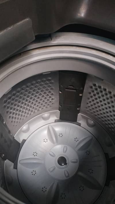 AUTOMATIC DAWLANCE WASHING MACHINE