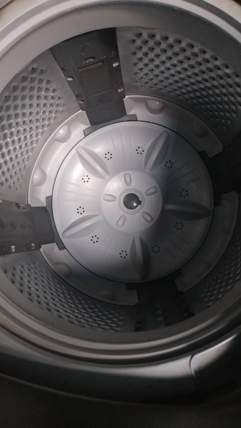 AUTOMATIC DAWLANCE WASHING MACHINE 1