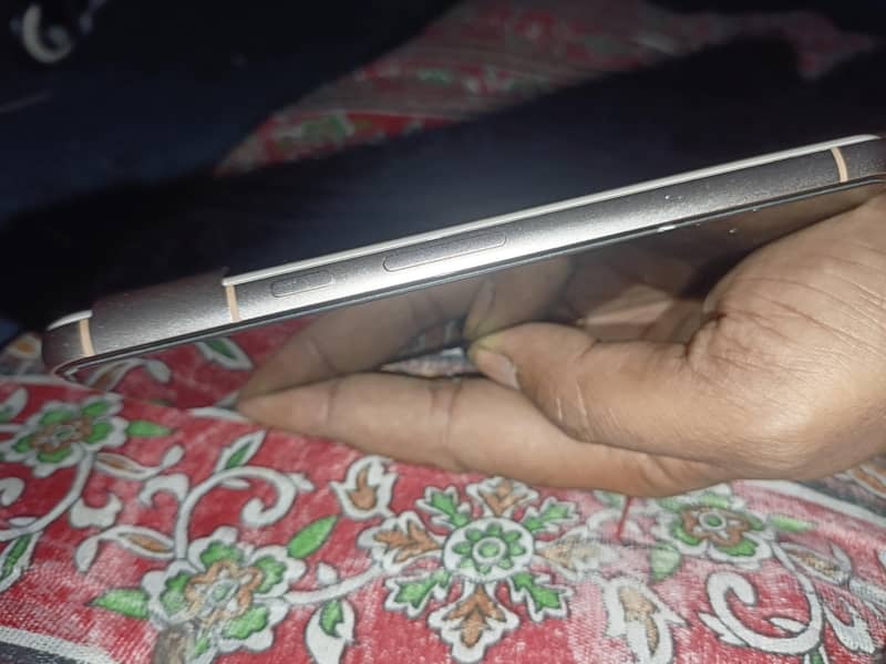 Google pixel 8 2