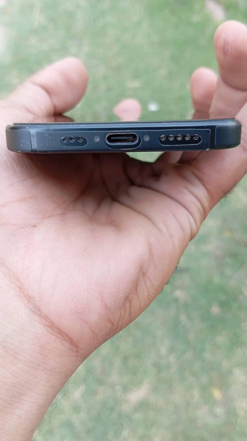 Iphone 16 jv 4