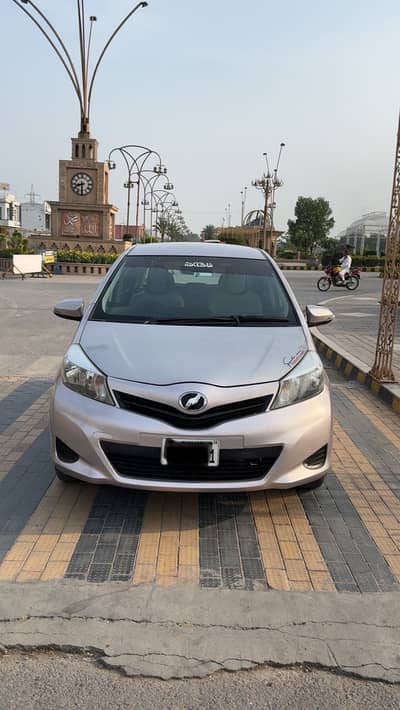 Toyota Vitz 12/16