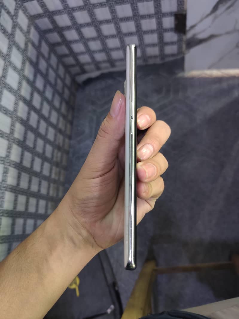 Google Pixel 8 pro 14