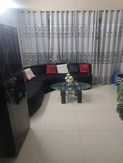 Corner 600 Square Feet Flat Available For Sale In Gulistan-E-Jauhar - Block 18 If You Hurry