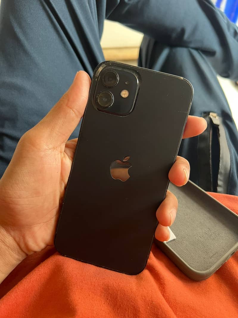 Iphone 12 3