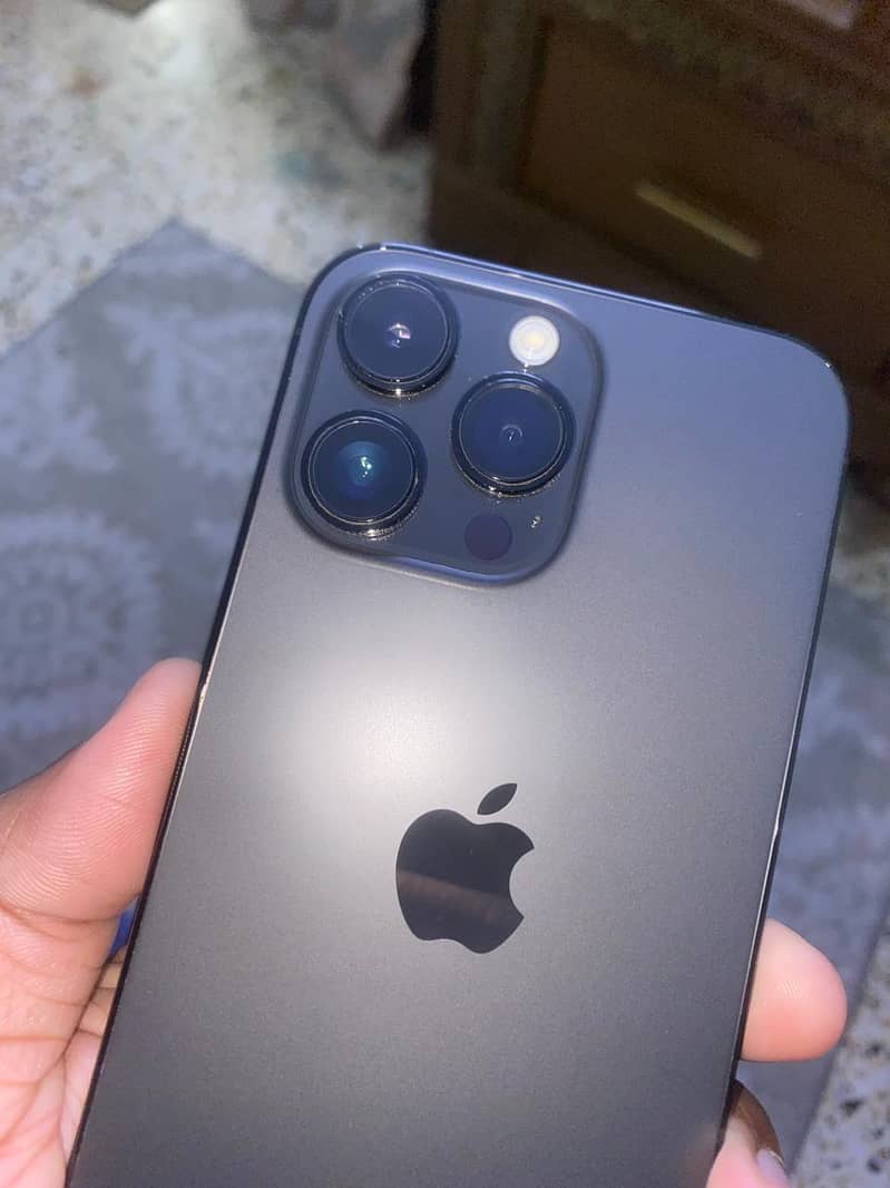 iphone 14 pro max 5