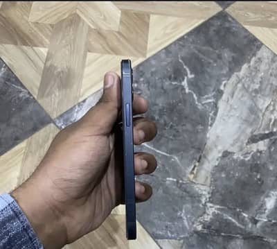 I phone 12 factory unlocked