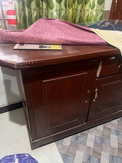 Wood table (iron stand )
