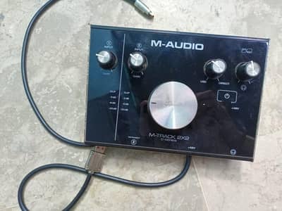 M AUDIO