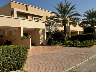 200 Sq Yd Quaid Villa In Precinct-2 Just 1 Min Drive From Main Gate Entrance, Surrounded By Park, Mosque, Sports Complex &Amp; Shopping Gallery. Ideal For Residence Or Rental Investment. Call Now!