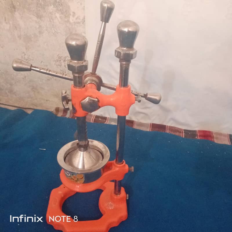 juicer machine 0