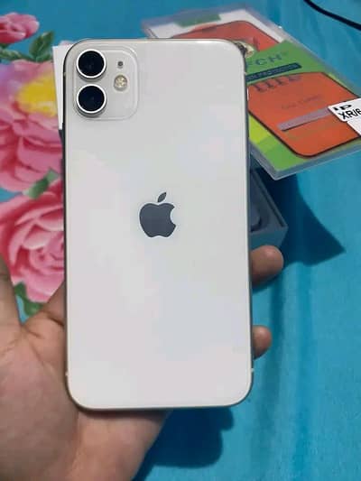 iphone 11 128 GB my WhatsApp 0342=========9369========990