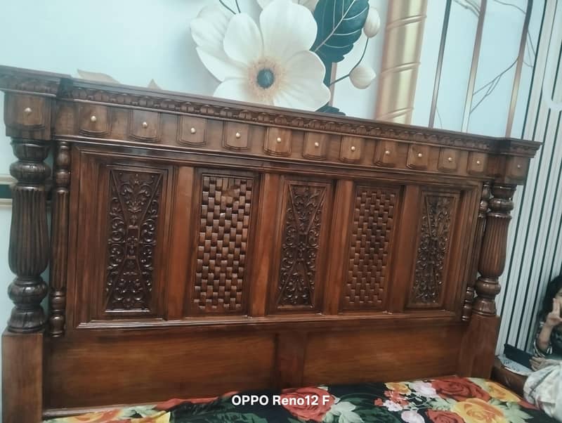 bed dressing side table 1