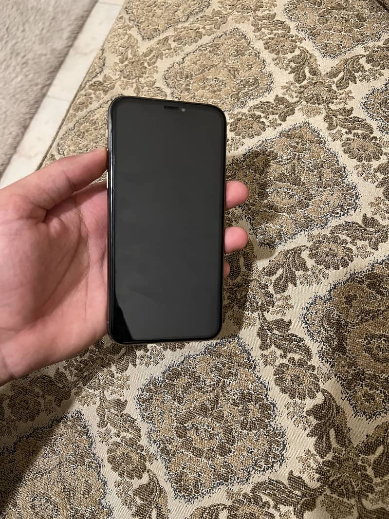 IPhone XS 3