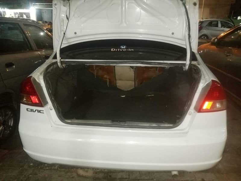 2004 model civic 1