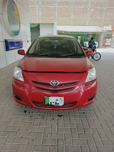 Toyota belta red color condition 10/10