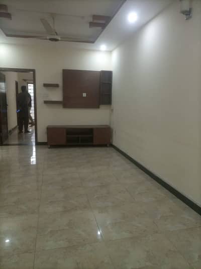 10 marla ground portion available for rent in bahria town phase 3