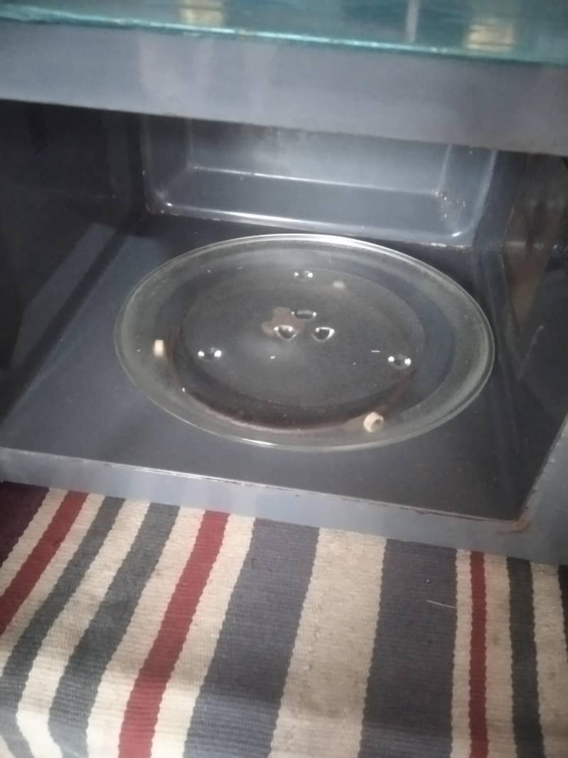 microwave oven 2