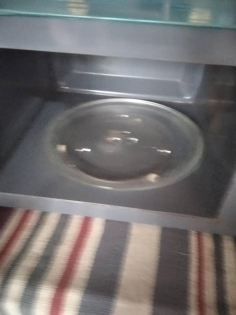 microwave oven 9