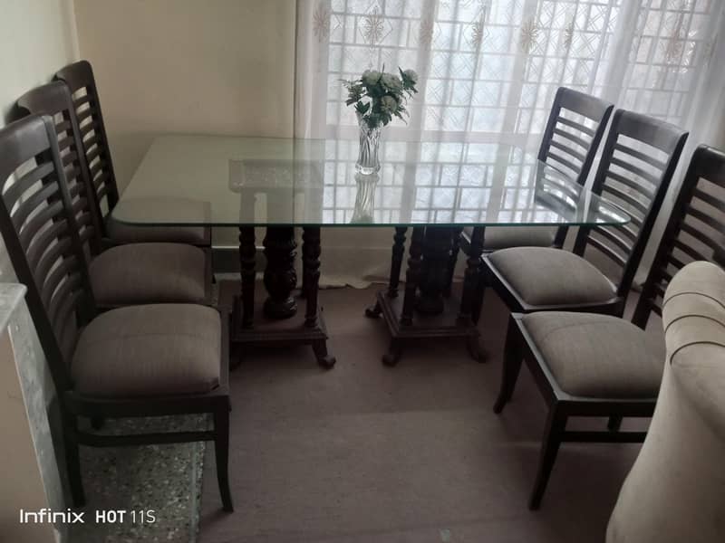dinning table 0