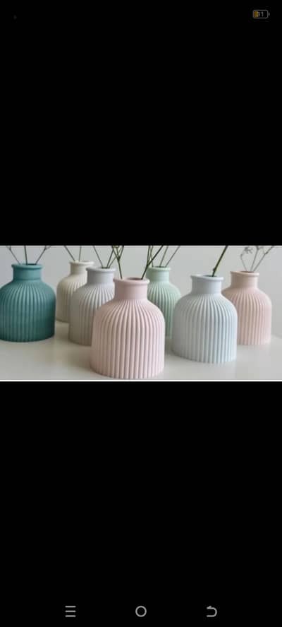 small flower vases