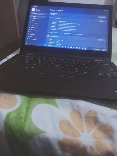 Lenovo L390 Yoga core i5 8th gen