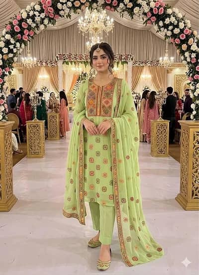Green Chiffon Hand