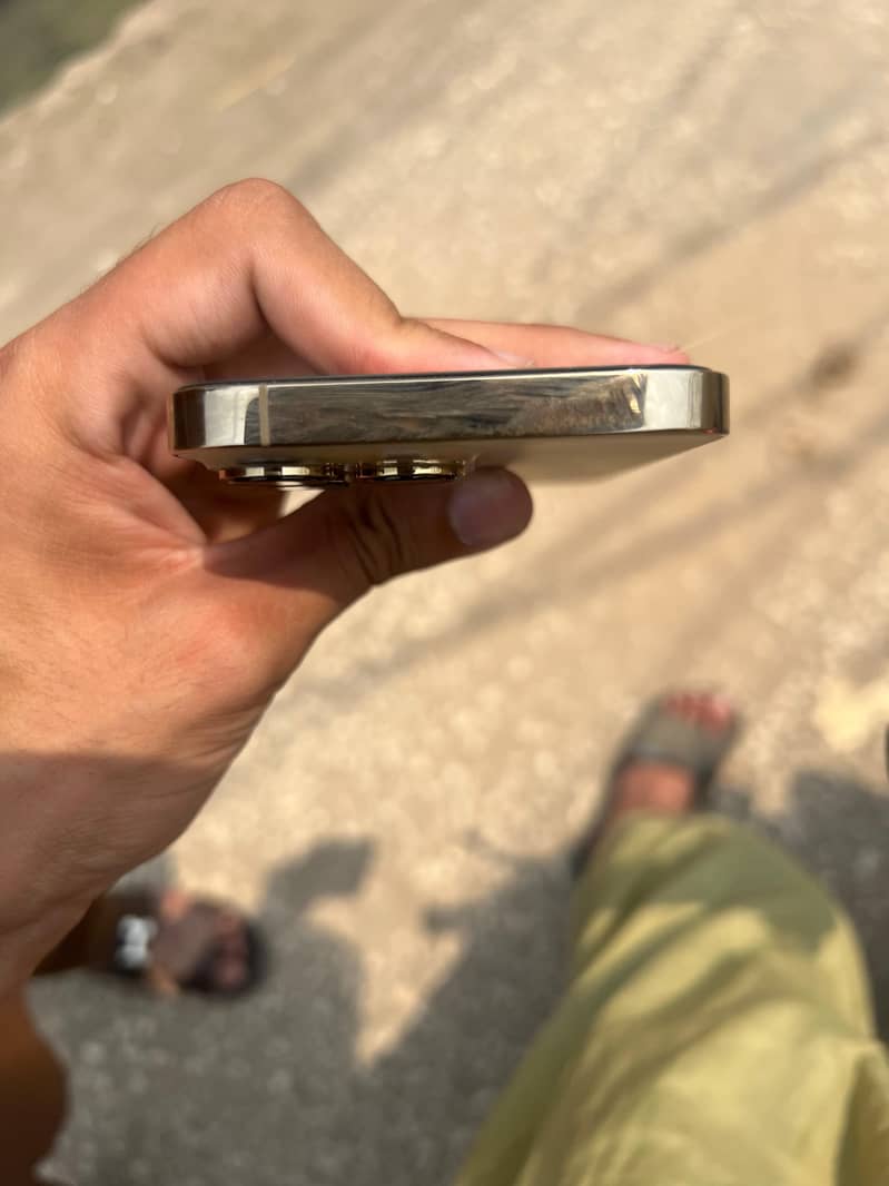 iphone 13 pro 3
