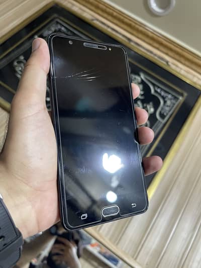 Samsung J7 max  4/32gb